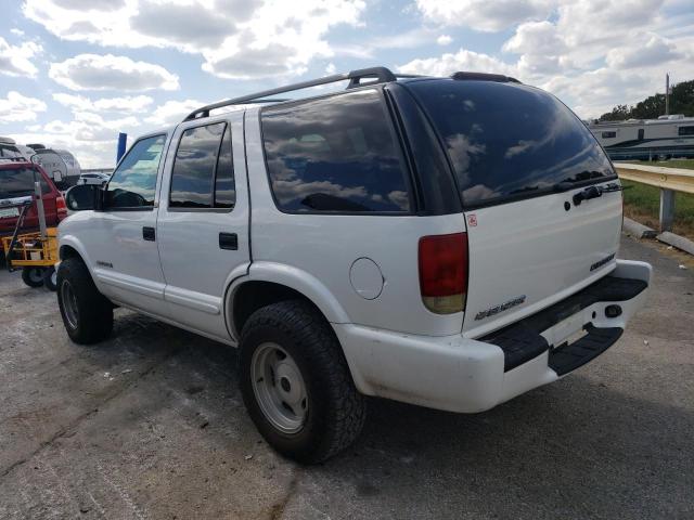 1GNDT13X13K179026 - 2003 CHEVROLET BLAZER WHITE photo 2