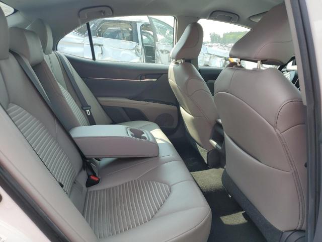 4T1B11HK6KU734747 - 2019 TOYOTA CAMRY L WHITE photo 10