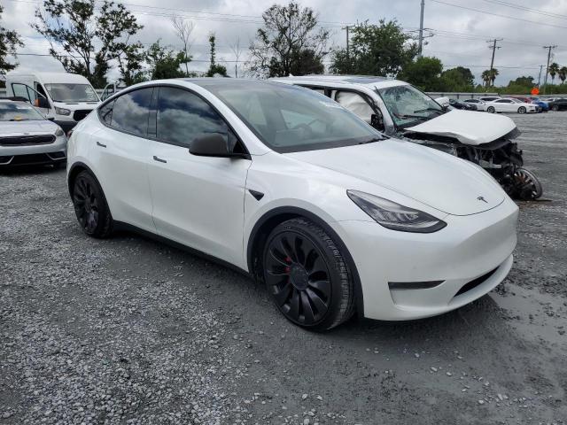5YJYGDEF7MF089057 - 2021 TESLA MODEL Y WHITE photo 4