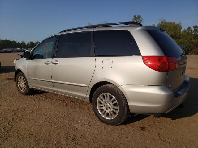 5TDBK23C18S021517 - 2008 TOYOTA SIENNA LE SILVER photo 2