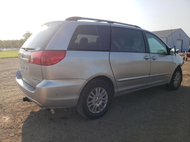 5TDBK23C18S021517 - 2008 TOYOTA SIENNA LE SILVER photo 3