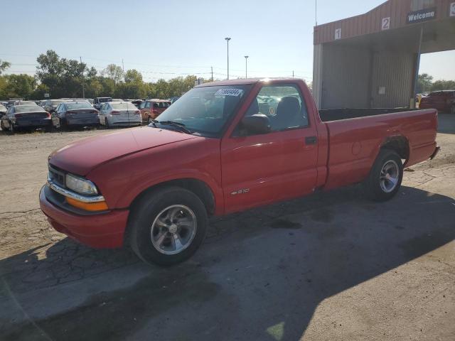 1GCCS14W618243732 - 2001 CHEVROLET S TRUCK S10 RED photo 1