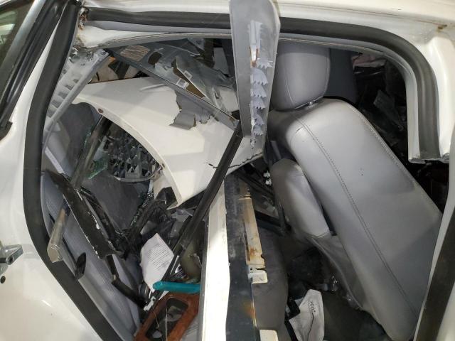 2G4WE587561286110 - 2006 BUICK LACROSSE CXS WHITE photo 10