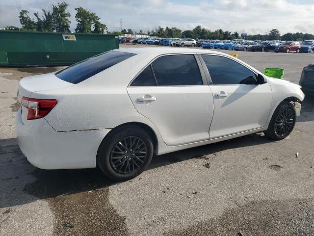 4T1BF1FK8CU508747 - 2012 TOYOTA CAMRY BASE WHITE photo 3