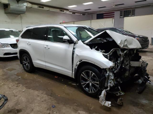 5TDJKRFH3GS300185 - 2016 TOYOTA HIGHLANDER XLE თეთრი ფოტო 4