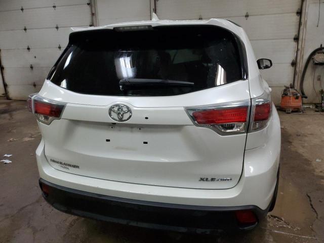 5TDJKRFH3GS300185 - 2016 TOYOTA HIGHLANDER XLE WHITE photo 6