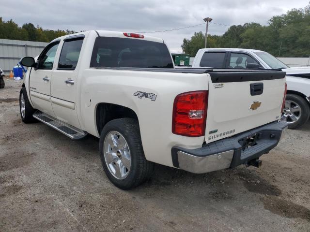 3GCPKTE38BG174734 - 2011 CHEVROLET SILVERADO K1500 LTZ WHITE photo 2