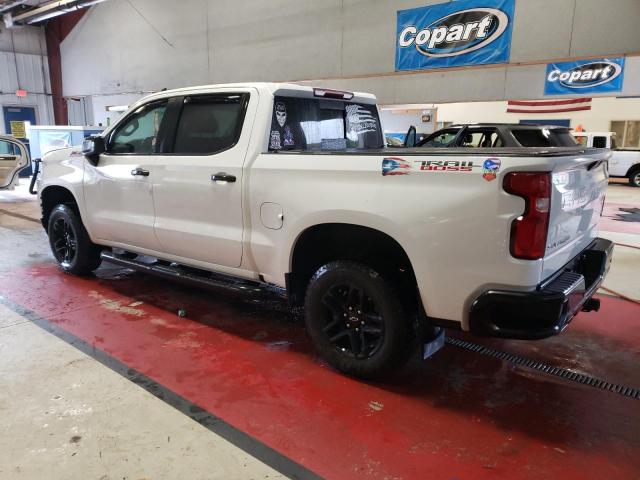 1GCPYFED4LZ124410 - 2020 CHEVROLET SILVERADO K1500 LT TRAIL BOSS WHITE photo 2