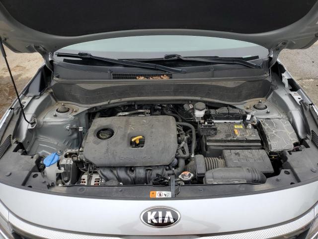 KNDERCAAXM7088394 - 2021 KIA SELTOS EX SILVER photo 12