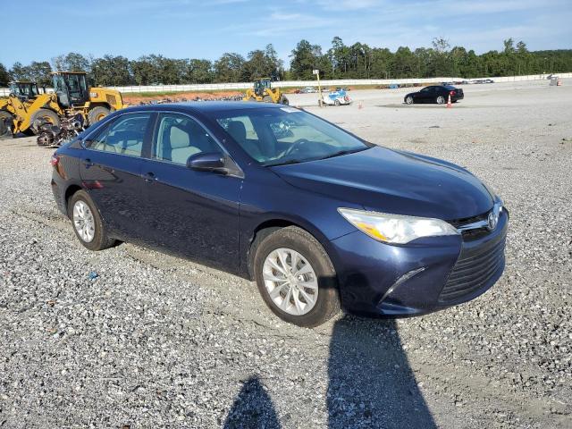 4T1BF1FK1FU877583 - 2015 TOYOTA CAMRY LE BLUE photo 4