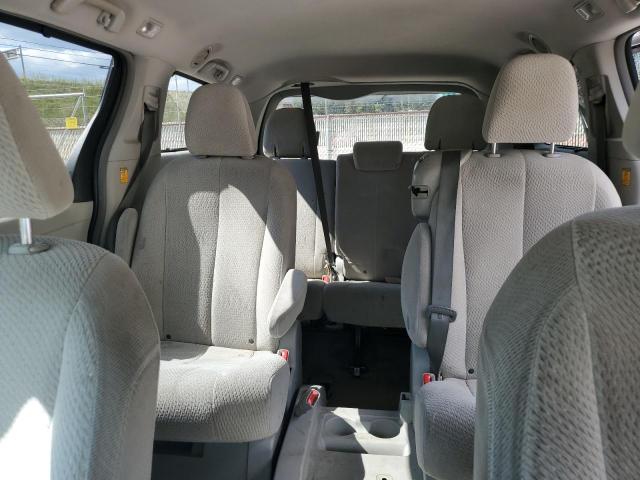 5TDKK3DC3CS258426 - 2012 TOYOTA SIENNA LE 灰色 照片 10