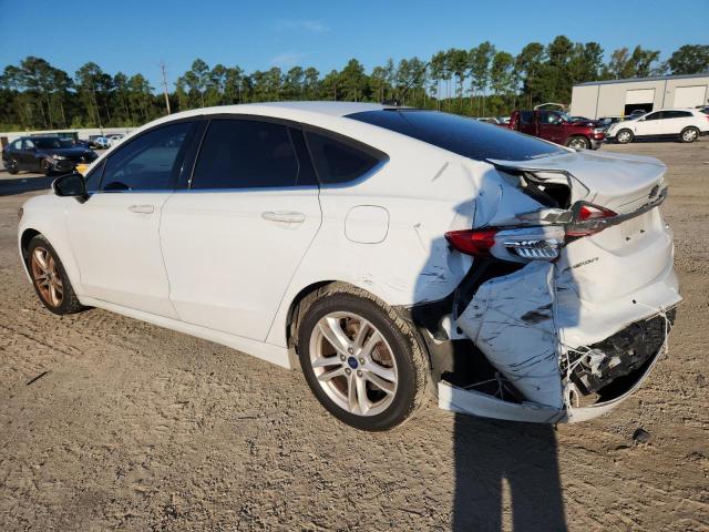 3FA6P0HD9JR186223 - 2018 FORD FUSION SE 白色 照片 2