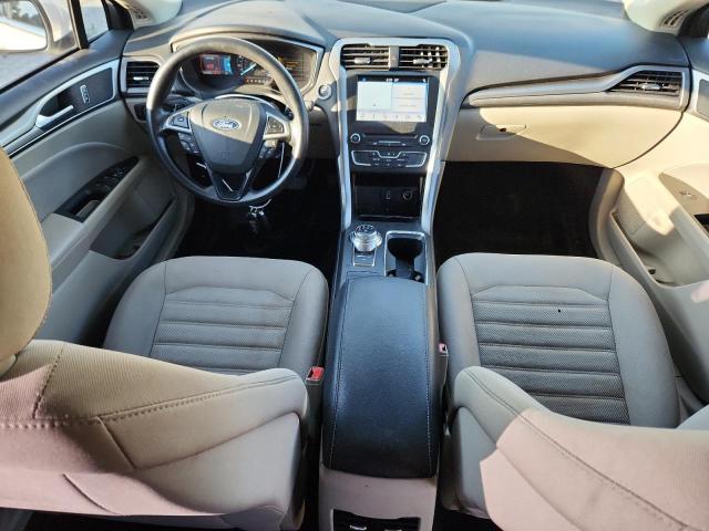 3FA6P0HD9JR186223 - 2018 FORD FUSION SE 白色 照片 8