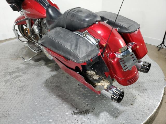 1HD1KBC16JB658165 - 2018 HARLEY-DAVIDSON FLHX STREET GLIDE RED photo 9