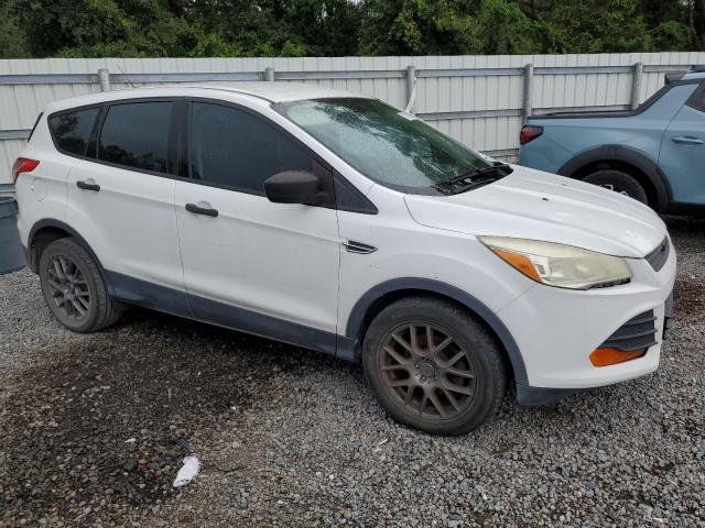 1FMCU0F75DUC20265 - 2013 FORD ESCAPE S WHITE photo 4