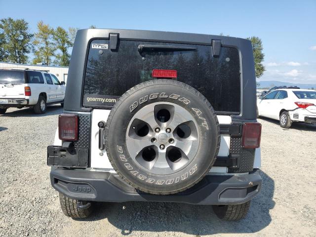 1C4HJWEG5JL894201 - 2018 JEEP WRANGLER U SAHARA WHITE photo 6