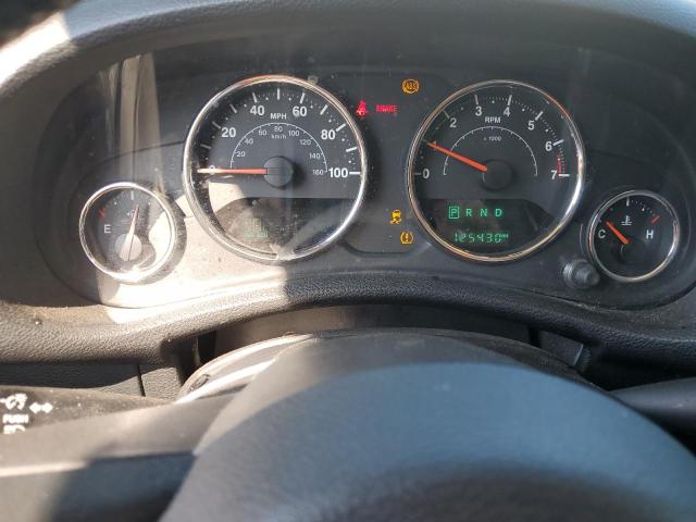 1C4HJWEG5JL894201 - 2018 JEEP WRANGLER U SAHARA WHITE photo 9