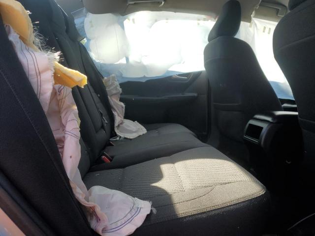 4T4BF1FK0FR466536 - 2015 TOYOTA CAMRY LE SILVER photo 10