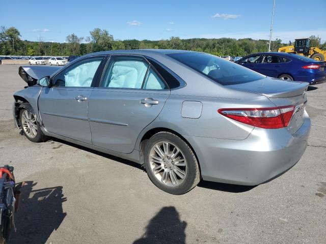 4T4BF1FK0FR466536 - 2015 TOYOTA CAMRY LE SILVER photo 2