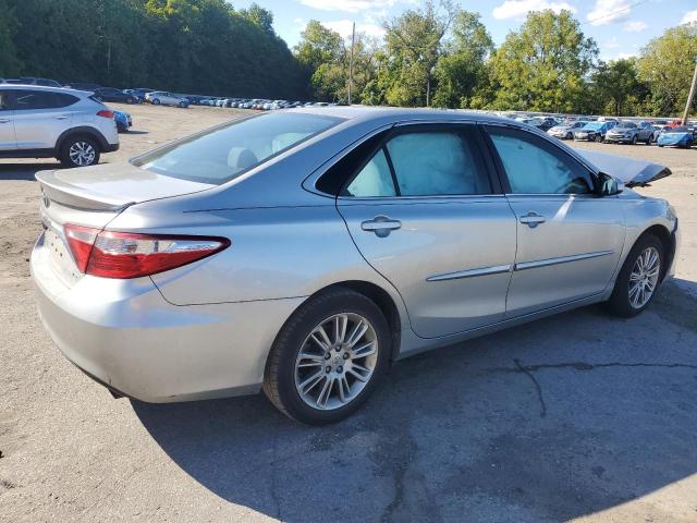 4T4BF1FK0FR466536 - 2015 TOYOTA CAMRY LE SILVER photo 3
