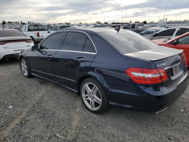 WDDHF9BB9DA672133 - 2013 MERCEDES-BENZ E 550 4MATIC BLUE photo 2