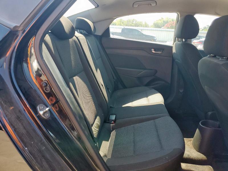 3KPC24A32JE035171 - 2018 HYUNDAI ACCENT SE Qara foto 10