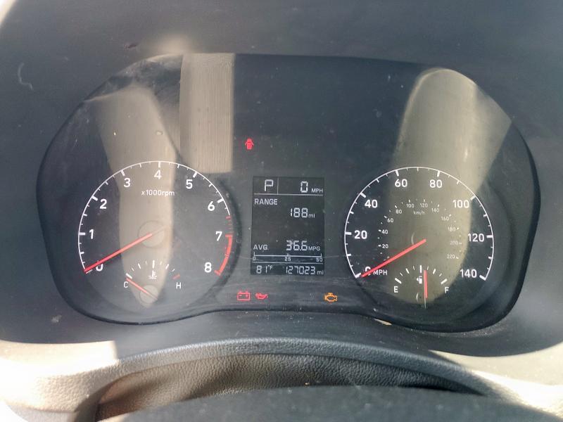 3KPC24A32JE035171 - 2018 HYUNDAI ACCENT SE Qara foto 9