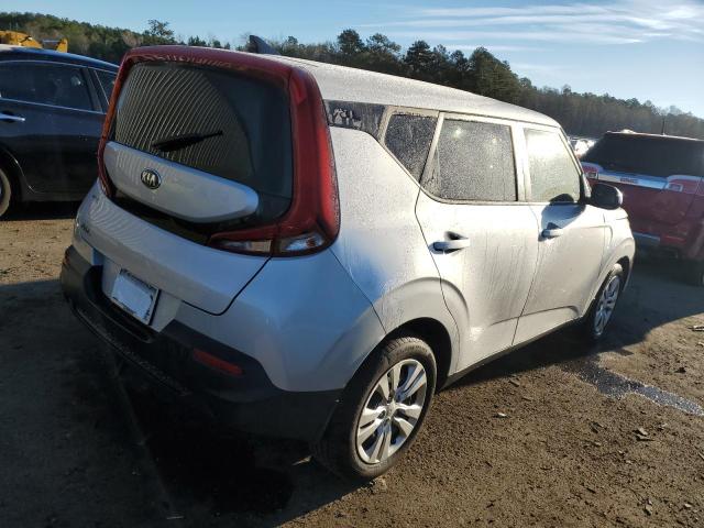 KNDJ23AU7L7090082 - 2020 KIA SOUL LX SILVER photo 3