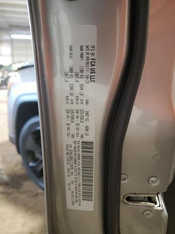 3C4NJDBB2LT139725 - 2020 JEEP COMPASS LATITUDE SILVER photo 13