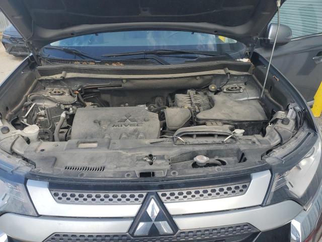 JA4AZ3A36LJ000503 - 2020 MITSUBISHI OUTLANDER SE GRAY photo 12