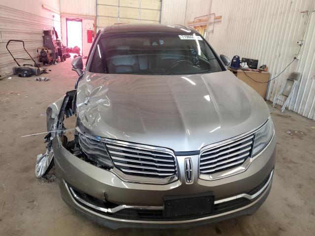 2LMTJ8LP1GBL37786 - 2016 LINCOLN MKX RESERVE TAN photo 5