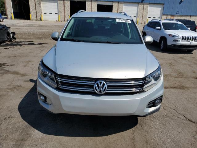 WVGAV7AX0DW512172 - 2013 VOLKSWAGEN TIGUAN S Күміс фото 5