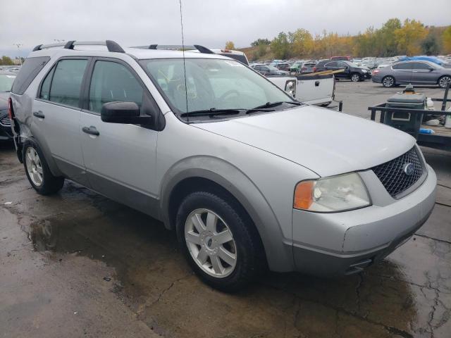 1FMDK01175GA08514 - 2005 FORD FREESTYLE SE SILVER photo 4