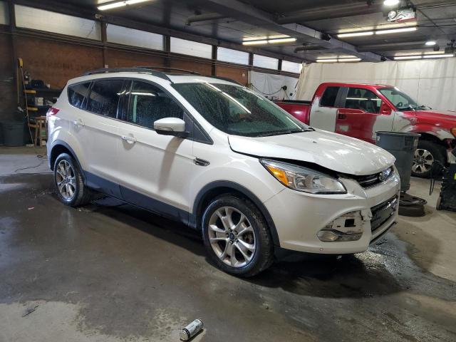 1FMCU9H98DUB79892 - 2013 FORD ESCAPE SEL WHITE photo 4