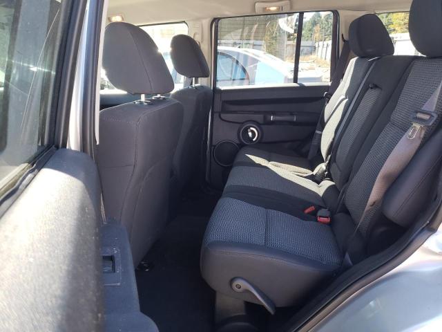 1J8HH48K19C512122 - 2009 JEEP COMMANDER SPORT Silber Foto 11