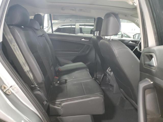 3VV2B7AX7LM139536 - 2020 VOLKSWAGEN TIGUAN SE 银色 照片 11