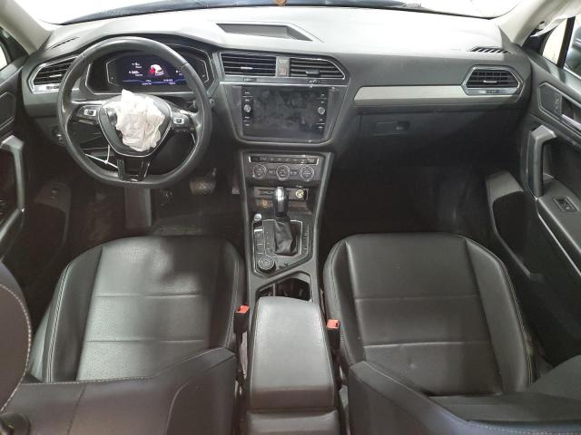 3VV2B7AX7LM139536 - 2020 VOLKSWAGEN TIGUAN SE 银色 照片 8