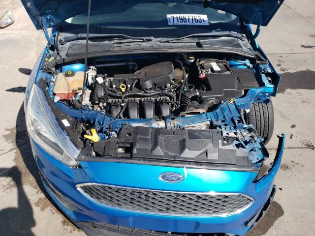 1FADP3F28GL254366 - 2016 FORD FOCUS SE BLUE photo 11