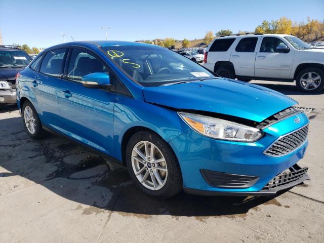 1FADP3F28GL254366 - 2016 FORD FOCUS SE BLUE photo 4