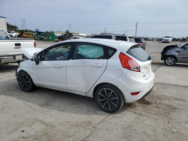 3FADP4EJ4KM163214 - 2019 FORD FIESTA SE Ақ фото 2