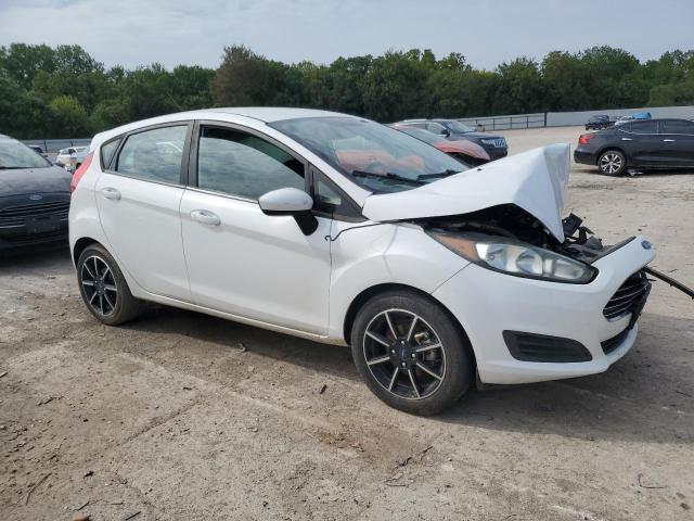 3FADP4EJ4KM163214 - 2019 FORD FIESTA SE Ақ фото 4