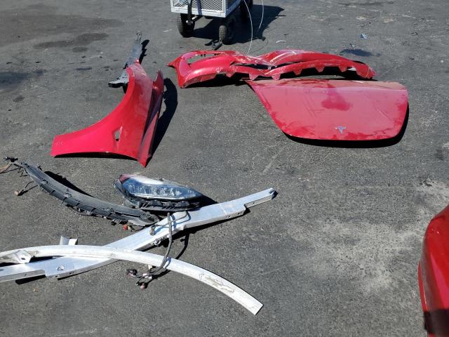 5YJ3E1EAXJF050963 - 2018 TESLA MODEL 3 RED photo 12