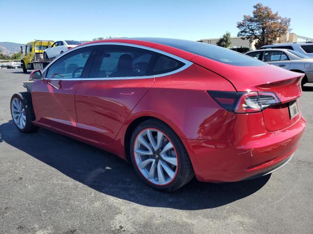 5YJ3E1EAXJF050963 - 2018 TESLA MODEL 3 RED photo 2
