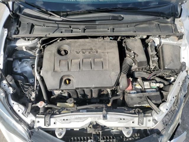 2T1BURHE3JC053350 - 2018 TOYOTA COROLLA L SILVER photo 11