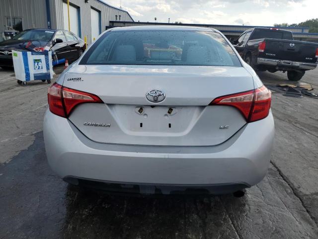2T1BURHE3JC053350 - 2018 TOYOTA COROLLA L SILVER photo 6