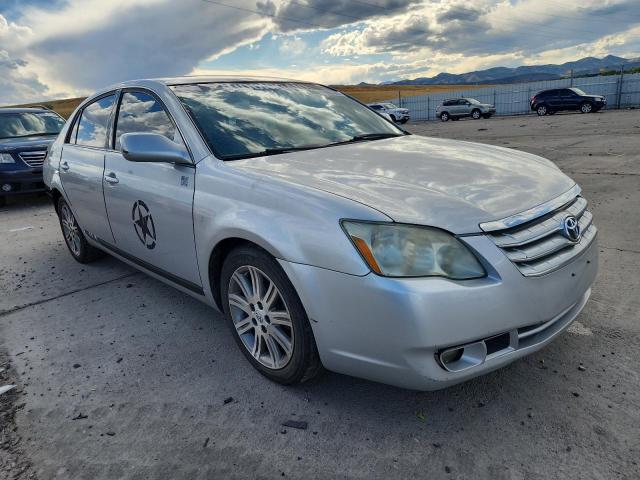 4T1BK36B07U177966 - 2007 TOYOTA AVALON XL SILVER photo 4