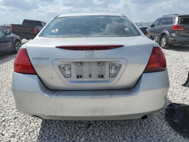 1HGCM56326A089557 - 2006 HONDA ACCORD SE SILVER photo 6