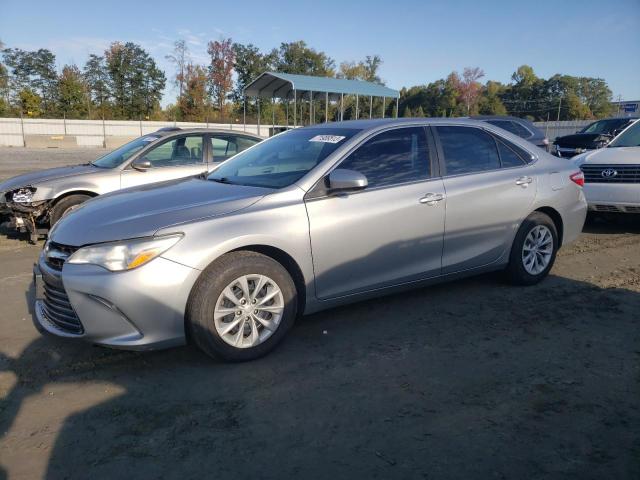 4T1BF1FK8GU133738 - 2016 TOYOTA CAMRY LE SILVER photo 1