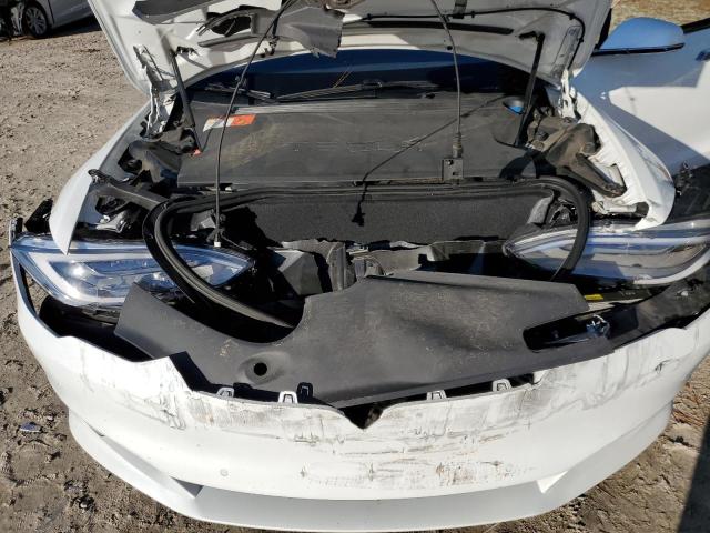 5YJSA1E27GF167425 - 2016 TESLA MODEL S Սպիտակ լուսանկար 11