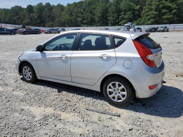 KMHCU5AE2DU104458 - 2013 HYUNDAI ACCENT GLS SILVER photo 2